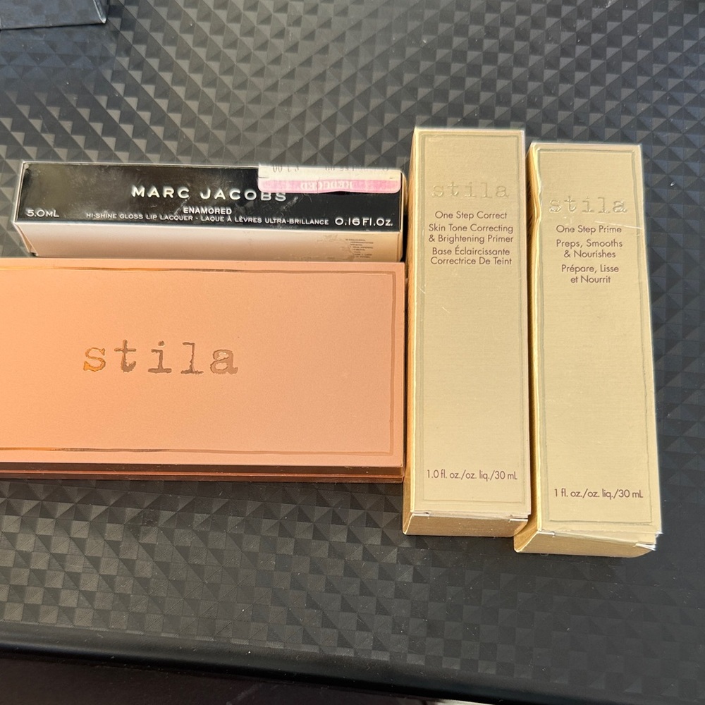 Stila One Step Prime and Corrector Set  and marc jacobs lip gloss
